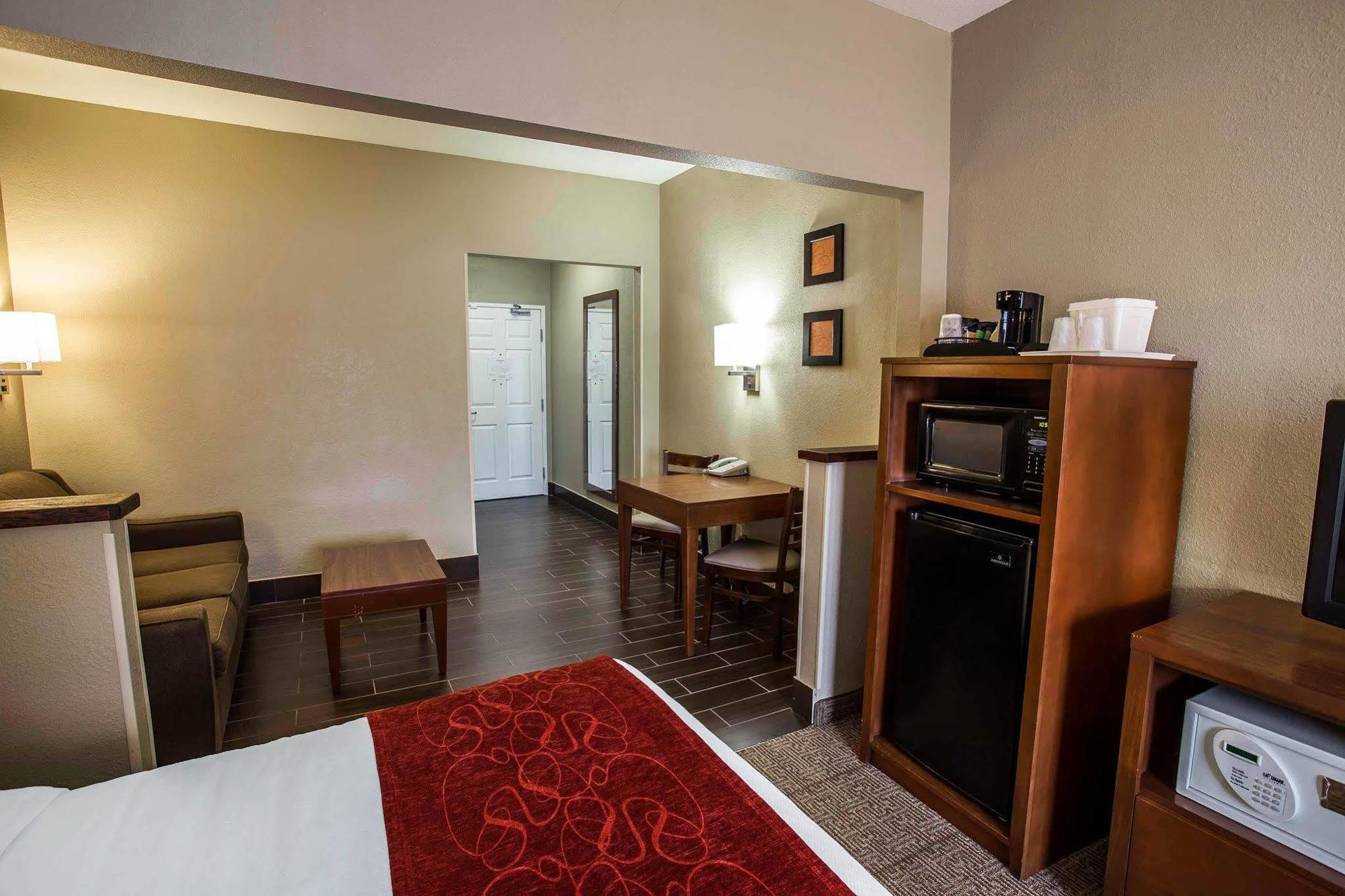 Quality Suites Near West Acres Fargo Exterior foto